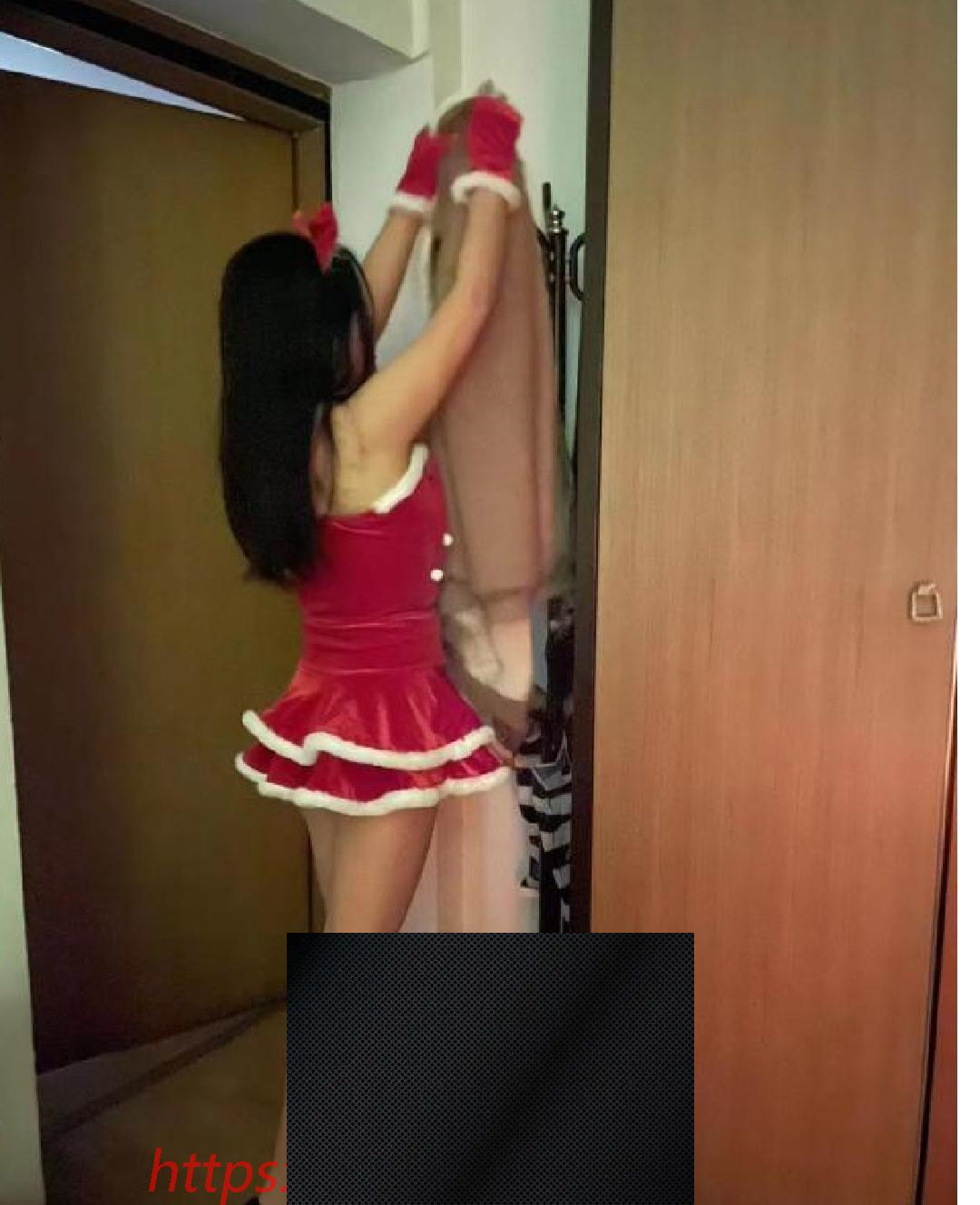 （广州市）海珠圣诞装少妇-临渊资源